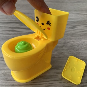 Mini closestool en forme de tour de fête en plastique d'été pulvérisation d'eau gros jouets de farces - Product Image 3