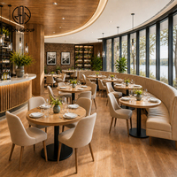 Solution tout-en-un Ron Group pour mobilier de restaurant : table ronde en bois, ensemble de chaises à dossier haut en tissu, banquette rembourrée