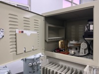 Estabilizador Trifásico de 300KVA Tipo Sumergido en Aceite, Amplio Rango de Entrada 304V-456V, Salida 380V, Cobre, en Stock