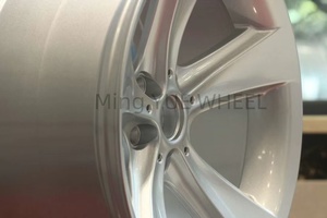 Mingyue Flow Forming Sliver para <span class=keywords><strong>BMW</strong></span> E46 E90 E91 E92 F30 F31 18X8.5J 18X9.5J 5X112 5X120 CB74.<span class=keywords><strong>1</strong></span> Rueda de coche de pasajeros escalonada - Product Image 2