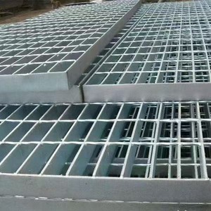 <span class=keywords><strong>Grille</strong></span> en acier galvanisé <span class=keywords><strong>à</strong></span> chaud chinoise 32*5mm, plateforme industrielle, passerelle, planchers, <span class=keywords><strong>grille</strong></span> en acier, matériaux de construction, <span class=keywords><strong>grille</strong></span> métallique - Product Image 1