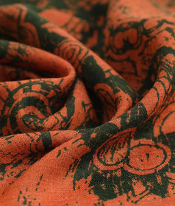Bufanda Larga de Pashmina con Estampado Degradado de Lana Vintage, Verde y Naranja, Patrón Artístico, con Flecos Suaves - Product Image 5