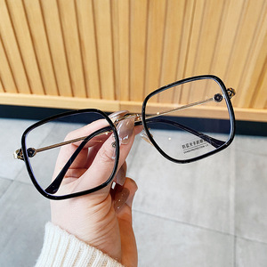 Lunettes anti-lumière bleue rectangulaires pour femmes Qian Ai, monture complète, verres en acétate, montures de lunettes tendance R2 0589 - Product Image 4