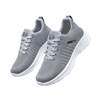 Chaussures de course sportives pour hommes Baskets athlétiques légères en maille respirante augmentant la hauteur