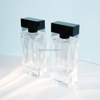 Flacon de parfum vide en verre rectangulaire de 50 ml avec bouchon à vis et pulvérisateur carré