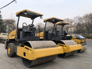Mini-compacteur vibrant XMR403 de 4 tonnes, fréquence de vibration 60 Hz, force centrifuge 42 <span class=keywords><strong>KN</strong></span> - Product Image 1
