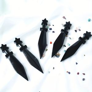 Vente en gros CrystalHola – Étoile à cinq branches sculptée en obsidienne de 12 cm, pierres polies de haute qualité pour une décoration intérieure unique - Product Image 4
