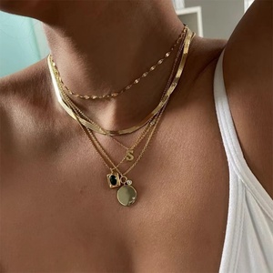 Collar de Moda para Mujer, Chapado en Oro, Acero Inoxidable, con Cristales, Antideslustre, Ideal para Regalo - Product Image 1