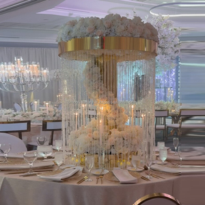 Decoración de Mesa para Bodas, Cortina de Cuentas de Cristal, Soportes para Flores, Centro de Mesa Redondo de Metal Dorado con Espejo - Product Image 1