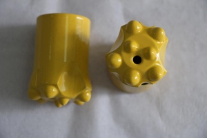 Suministro de fábrica <span class=keywords><strong>Precio</strong></span> atractivo Carburo r25 r32 R38 Botón de broca de roca - Product Image 4