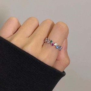 Anillo de Eternidad Moderno Chapado en Latón con Circonitas Cúbicas de Laboratorio, Gemas Arcoíris con Engaste de Bisel, Redondo, Unisex, para Uso Diario - Product Image 4