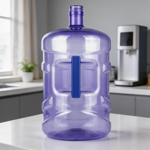 Botella de Agua de Plástico Transparente Azul de Policarbonato Grueso de 5 Galones (18.9L) con Tapa de Rosca, <span class=keywords><strong>Precio</strong></span> de Fábrica 1688 - Product Image 1