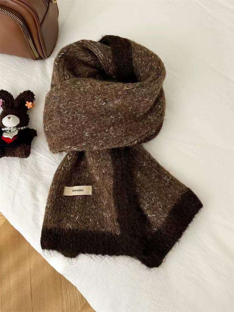 สีน้ำตาล