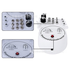 Appareil de beauté 3-en-1 en alliage de chrome pour <span class=keywords><strong>micro</strong></span>-dermabrasion, nettoyage du visage et rajeunissement, étanche et portable - Product Image 3