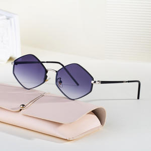 Gafas de sol poligonales de alta gama para mujer, montura metálica, protección UV400, clase 2, lentes negras, material de PC, DG98304 - Product Image 5