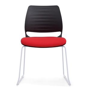 Chaise en plastique empilable pour bureau, réunion, salle de conférence, visiteur, formation, salle d'attente, avec pieds en acier, vente en gros - Product Image 4