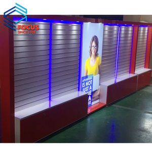 Design d'Interni per Negozi di Telefonia Mobile e Elettronica - Product Image 5