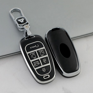 Funda de llave remota de coche de TPU de borde plateado para Hyundai <span class=keywords><strong>Tucson</strong></span> 2022 6 botones Staria <span class=keywords><strong>2021</strong></span> <span class=keywords><strong>accesorios</strong></span> de coche cubierta de llave de coche de TPU plateada - Product Image 5