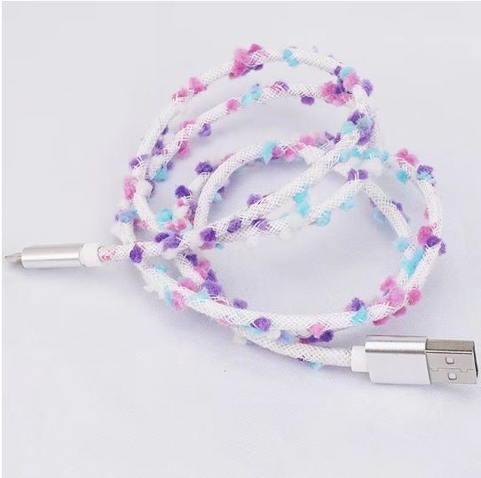 มีสีสัน