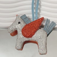 Petit Pégase créatif en cuir pour le bricolage, pendentif de sac de poney en strass, ange volant, cheval, porte-clés, accessoires de bijoux, vente en gros