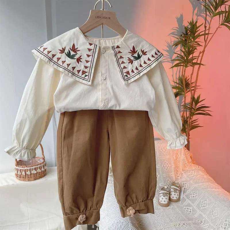 Ensemble de vêtements pour filles, nouveau Design coréen, 2 pièces, tenue de pantalon pour enfants, chemise brodée et pantalon