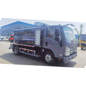 Hot Sale from Original Factory New Suction Sewerage Septic Tank Vacuum Sewage Cleaning Truck for Sewer Maintenance - Product Image 3