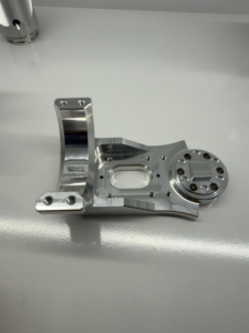 Fabricante confiable de piezas robóticas mecanizadas por CNC personalizadas, certificado AS9100D, piezas metálicas personalizadas con tolerancia de precisión, aptas para robots. - Product Image 2