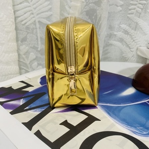 Sac à cosmétiques en PU métallique Sacs à maquillage de grande capacité Trousse de toilette à logo personnalisé pour femmes Voyage en plein air - Product Image 4