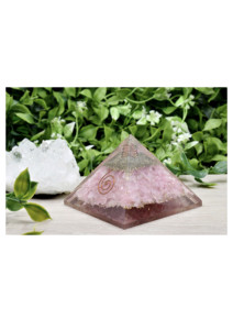 Pyramide d'orgonite en quartz rose faite à la main, cristal de guérison, décoration - Décoration d'intérieur et cadeau respectueux de l'environnement - Product Image 5
