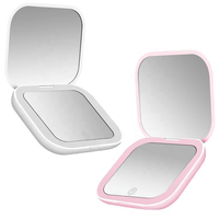 Miroir de Maquillage LED Double Face avec Éclairage, Forme Miroir, USB, Grossissement, Pliable, Interrupteur à Bouton, en Verre, Finition Argentée