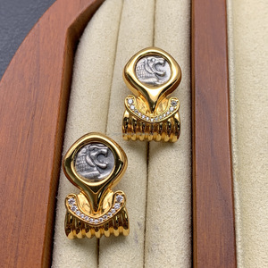 Pendientes de Joyería Fina para Mujer, Chapados en Oro, Plata 925, con Puntas, Diseño Vintage de León en Relieve, con Moissanita, Colgantes, para Regalo - Product Image 3