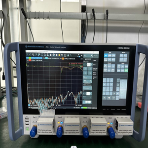 Analizador de Redes Rohde & Schwarz ZNB43 Usado, de 9 kHz a 43.5 GHz - Product Image 3