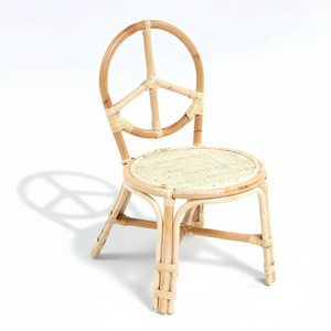 Silla Infantil de Ratán Natural Hecha a Mano para Niños Pequeños, Diseño Moderno, Características de Seguridad, Uso en Sala de Estar - Product Image 1