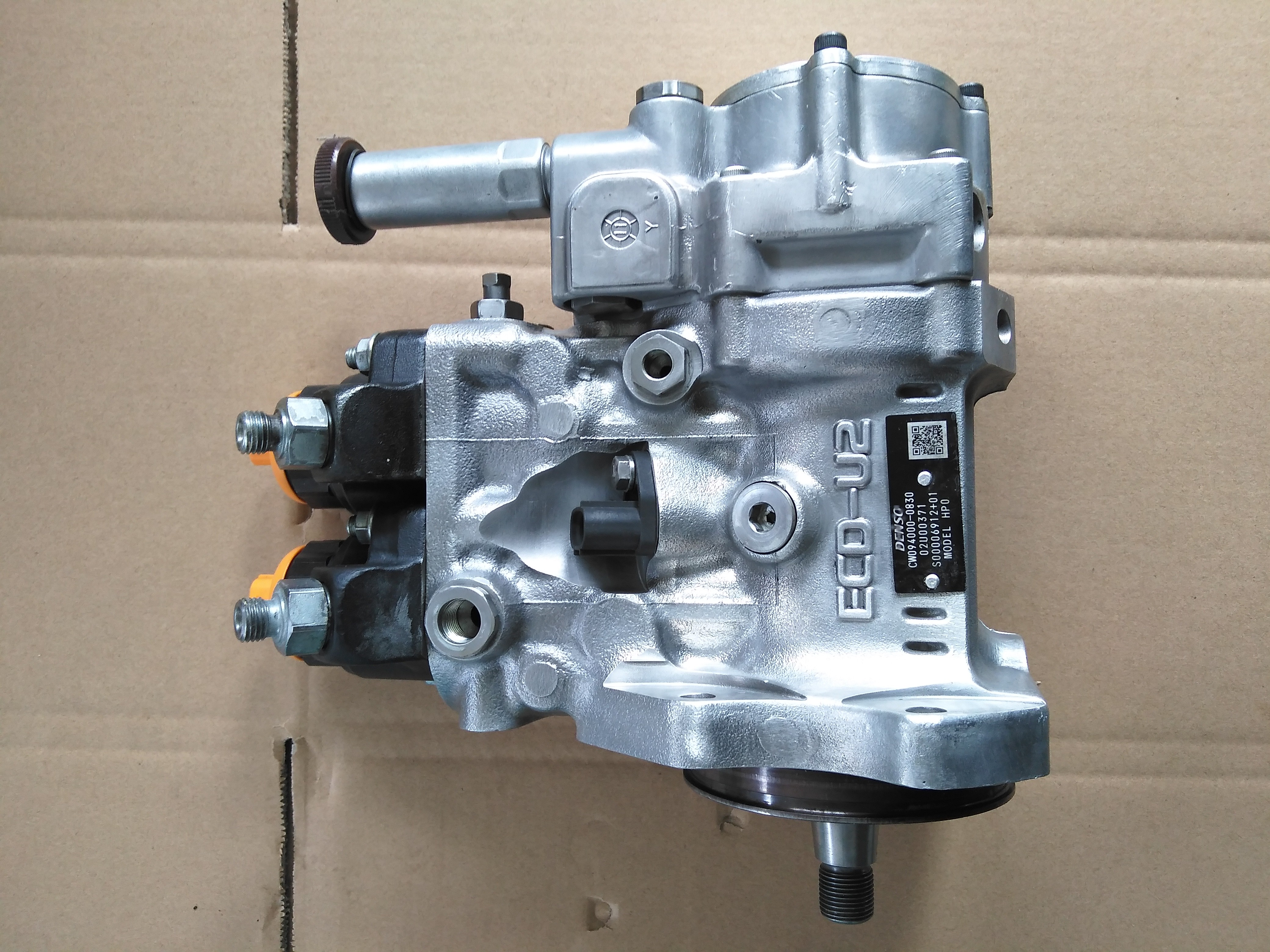 common rail pump 094000-0652,094000-0830,D28C-001-800 diesel fuel injection pump for SDEC Truck