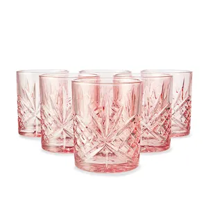 थोक विक्रेता 300 मिलीलीटर ग्लास 6 गुलाबी बॉन्ड टंबलर ग्लास उपहार पार्टी के लिए अद्वितीय ऊर्ध्वाधर धारीदार व्हिस्की ग्लास