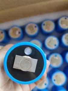 Sıcak satış EV E C40 40135 <span class=keywords><strong>3</strong></span>.<span class=keywords><strong>2V</strong></span> 20A <span class=keywords><strong>LIFEPO4</strong></span> lityum piller silindirik hücreleri DIY EV e-bisiklet için 12v EV 36V 48V - Product Image 6