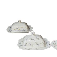 Plat à beurre en céramique de style français, motif floral vintage peint à la main, avec couvercle, 19,5x16,6x1,8cm ; Plateau à fromage pour le thé de l'après-midi