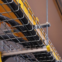 Centre de données en conteneur de 20 pieds testé en usine avec racks de serveurs de centre de données, refroidissement CA N+1 pour l'informatique de pointe