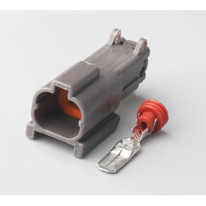 Conector Automotriz Mitsubishi Canter de 1 Vía, Gris, PBT, IP20, Terminal Macho-Hembra para Arnés de Cableado de Faros - Product Image 1