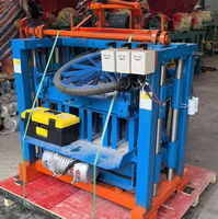 Machine automatique de fabrication de blocs de béton 4-35C à commande manuelle pour briques creuses et pleines en Zambie