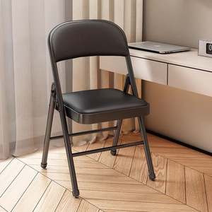 Silla de Comedor Plegable de Plástico Negra Moderna, Económica, Impermeable y Ecológica para Jardín, Hogar y Uso en Exteriores - Product Image 1