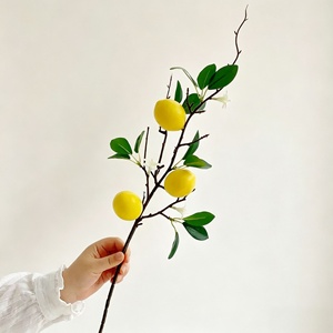 Rama <span class=keywords><strong>de</strong></span> Limón Artificial al por Mayor LO-1593 con Frutos y <span class=keywords><strong>Flores</strong></span>, Tallo <span class=keywords><strong>de</strong></span> Limón Sintético para Decoración <span class=keywords><strong>de</strong></span> Interiores y Jarrones - Product Image 3