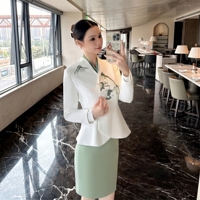 Ensemble jupe et blazer pour femme, blazer peplum ivoire, jupe crayon vert sauge à appliques florales, deux pièces en polyester, pour réception d'hôtel, bureau, sur mesure