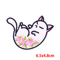 Étiquette personnalisée thermocollante pour vêtements, patch brodé 3D personnalisé motif chien ou chat pour tissu sergé