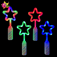 Neue Produkte 2025 Light-up Mini Star Mehrfarbiger Stick Rot Blau Grün Buntes Plastiks pielzeug Blinkender Zauberstab Led Spielzeug