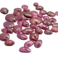 Rubis à facettes dos plat pierre taillée pierre précieuse cabochon en vrac faisant des bijoux boucle d'oreille prix de gros par carat qualité naturelle