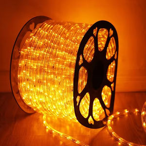 Guirnalda de Luces LED para Exteriores, Rollo de Luces Decorativas para Jardín, Terraza, Ambiente Exterior - Product Image 1