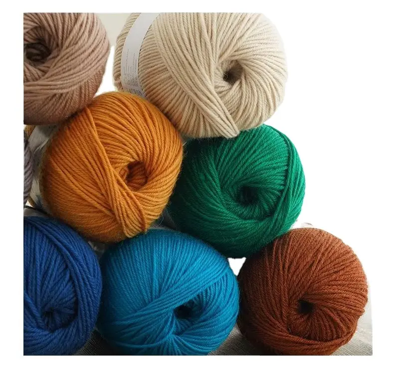 Wholesale sheep wool yarn 50g/ball 4ply baby soft 100% new zealand wool yarn for hand knitting baby sweater