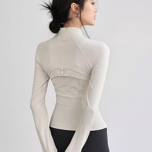 Veste de yoga pour femme, coupe ajustée, côtelée, manches longues, col montant, fermeture éclair, respirante, en Spandex/Nylon, haut de sport pour la course à pied - Product Image 3