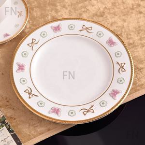 Taza y Platillo Pintados a Mano de Lujo, Taza y Platillo con Relieve, Juego de Tazas de Té con Oro Real - Product Image 4